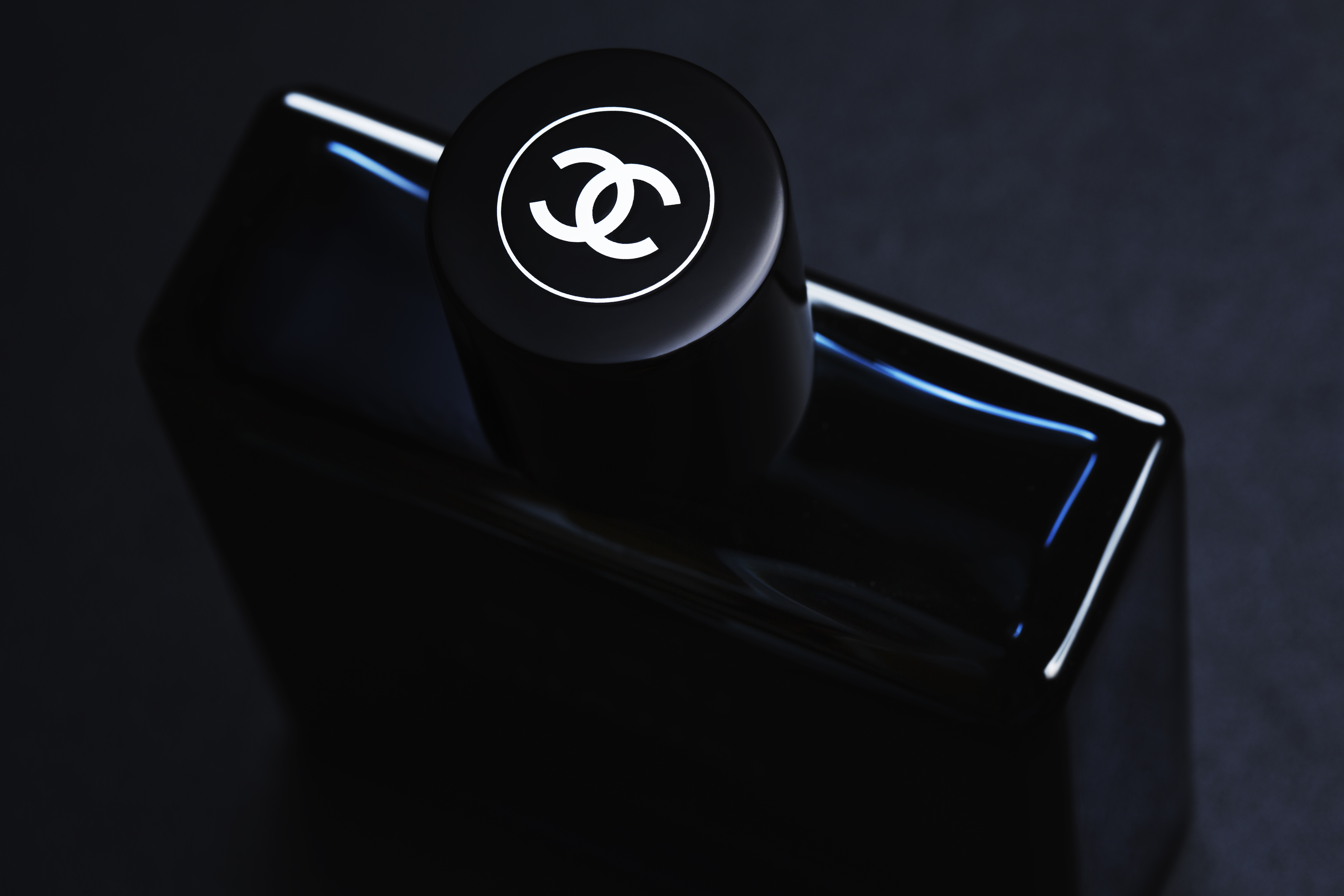 Fotografía de producto perfume Bleu de Chanel — Barcelona